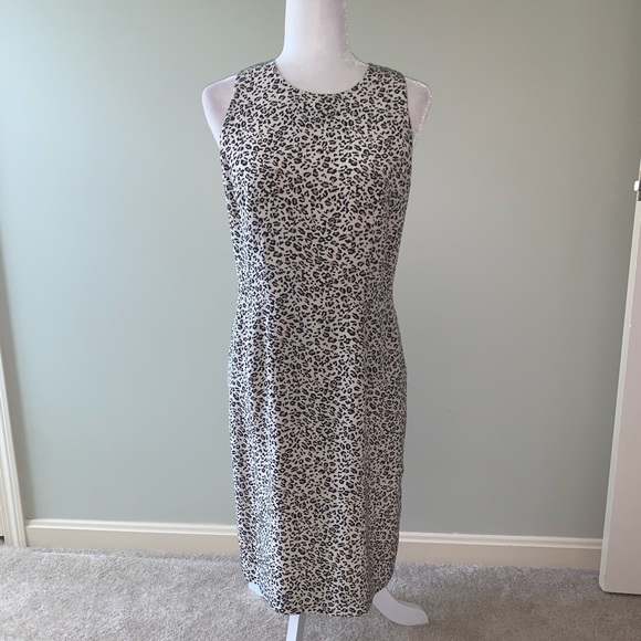 Maggy London Dresses & Skirts - Cheetah Print Dress❤️